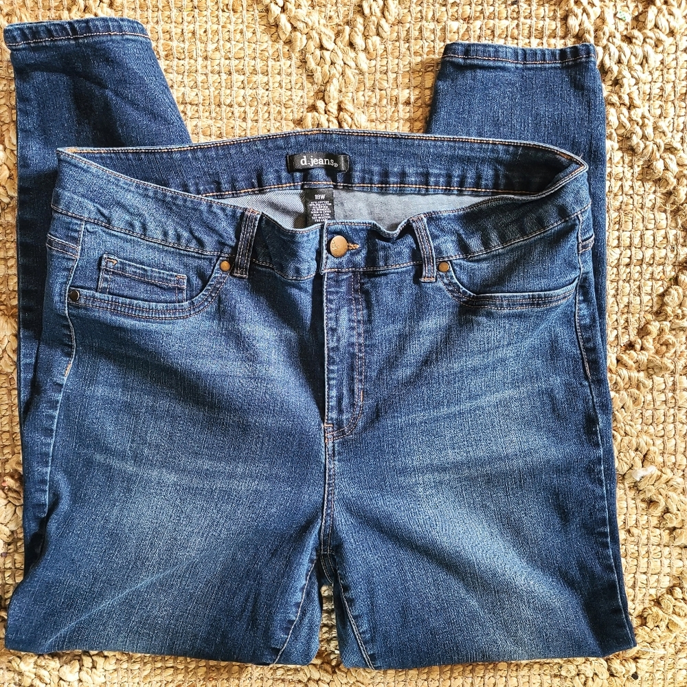 Blue jeans size 18w-E